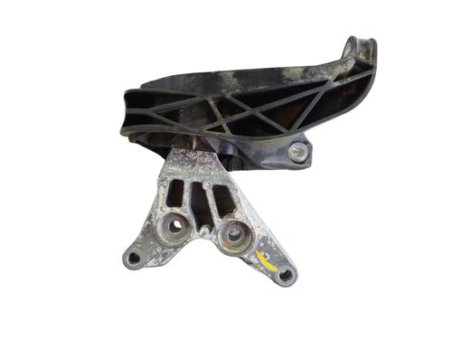 Used Engine mount Engine mount OPEL ASTRA L (OV5) 1.2 (FPHNSL, FPHNSR) (131 hp) 40041196 40041196