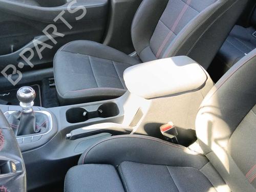 Used Armrest / Center console Armrest / Center console HYUNDAI i30 (PDE, PD, PDEN) 1.0 T-GDI (120 hp) 39714477 39714477
