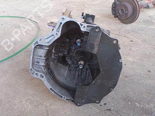 Used Gearbox Gearbox IVECO DAILY III Van 35 S 13 V,35 C 13 V (125 hp) 35952789 35952789