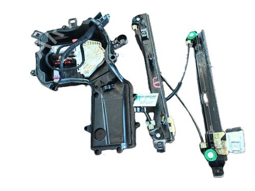 Vindusheismekanisme venstre foran SEAT LEON (1P1) 1.9 TDI (105 hp) 30588073
