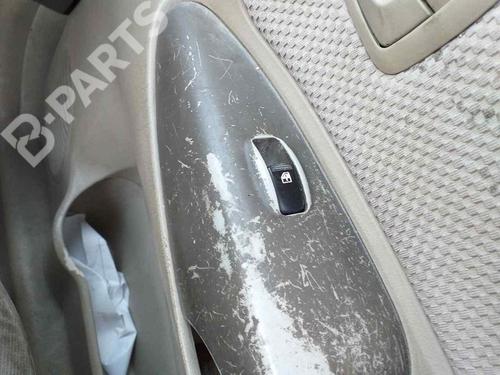 Used Right front window switch Right front window switch HYUNDAI TUCSON (JM) 2.0 (141 hp) 7852701 7852701