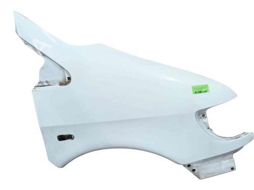 Used Right front fenders Right front fenders 37018518 37018518