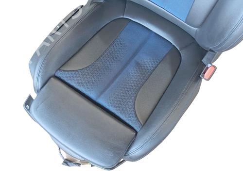 Right front seat BMW 1 (F40) 118 d | BP35945367C16 - Image 2