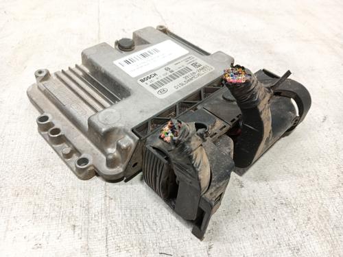 Used Engine control unit (ECU) KIA SPORTAGE III (SL) 1.7 CRDi (116 hp) 18604305