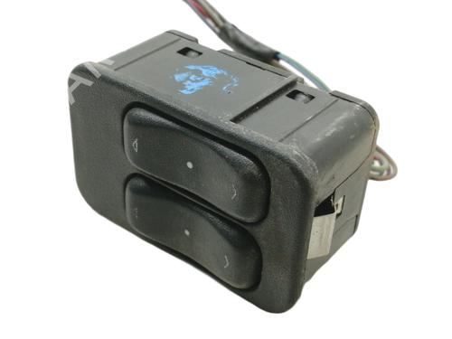 Used Left front window switch OPEL MERIVA A MPV (X03) [2003-2010]  12178605