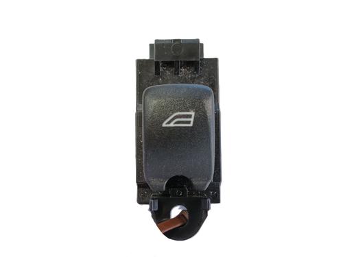 Used Right rear window switch Right rear window switch LAND ROVER RANGE ROVER SPORT I (L320) 3.0 D 4x4 (256 hp) 33547092 33547092