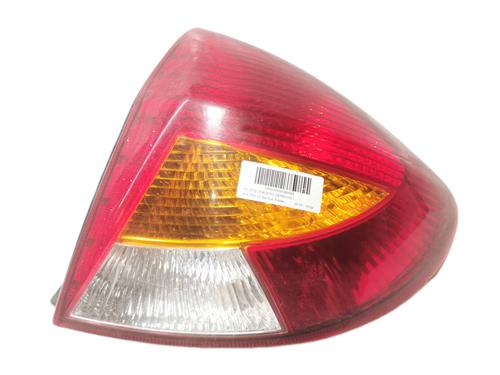 Used Right taillight KIA RIO I Saloon (DC_) [2000-2006]  5360565