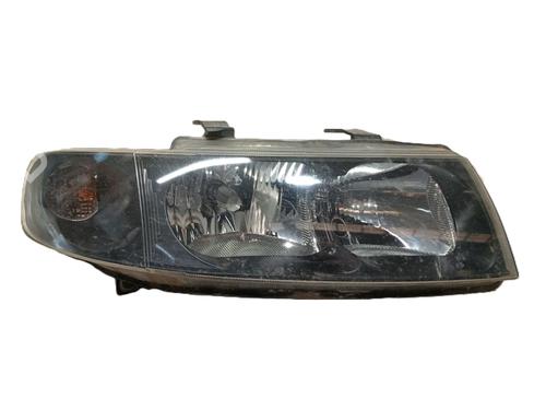 Used Right headlight SEAT TOLEDO II (1M2) 1.9 TDI (110 hp) 32264402