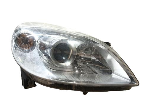 Used Right headlight Right headlight MERCEDES-BENZ B-CLASS Sports Tourer (W245) B 180 CDI (245.207) (109 hp) 32750897 32750897
