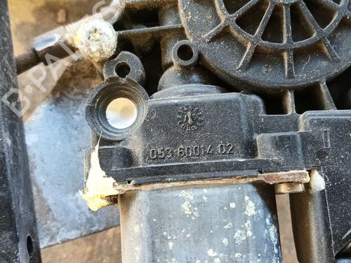 Rudehejsemekanisme ventre foran AUDI A6 C5 (4B2, 4B4) 2.4 | BP32166301C22 