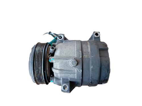 Used AC compressor OPEL VIVARO A Van (X83) [2001-2015]  29121880