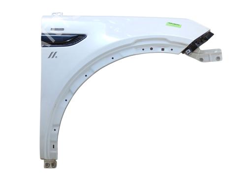 Used Right front fenders Right front fenders LAND ROVER DISCOVERY SPORT (L550) 2.0 D (150 hp) 33904405 33904405