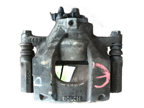Høyre bremsekaliper foran PEUGEOT 107 (PM_, PN_) 1.0 (68 hp) 29888297
