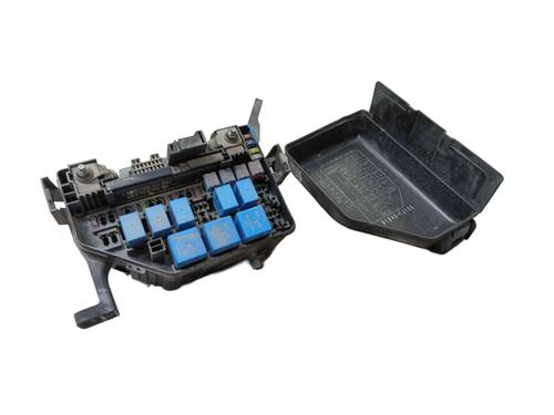 fuse-box-hyundai-i20-i-pb-pbt-2008-2009-2010-2011-2012-2013-2014-2015-37260291 main image