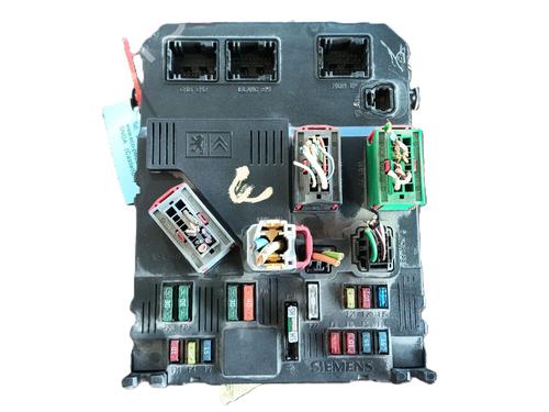 Used Fuse box CITROËN C3 I (FC_, FN_) 1.4 i (73 hp) 30933504