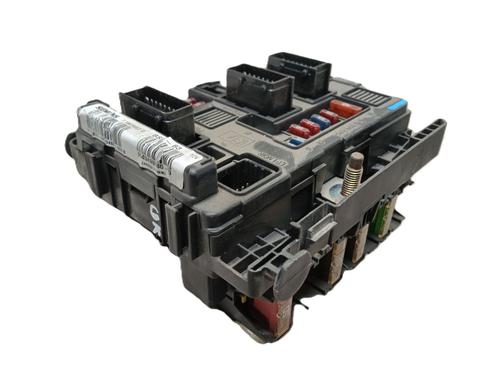 Used Fuse box PEUGEOT 206 Hatchback (2A/C) 1.4 HDi eco 70 (68 hp) 30544053