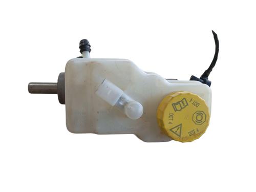 Used Brake master cylinder AUDI A1 Sportback (8XA, 8XF) 1.4 TFSI (125 hp) 29258048