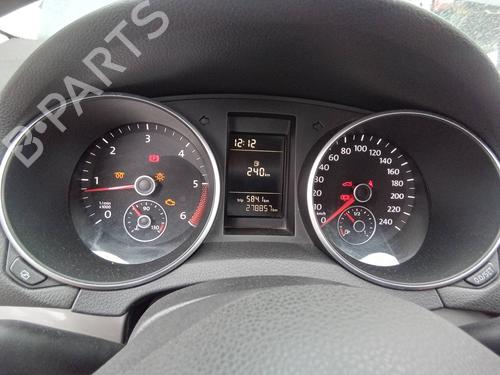 Instrument cluster VW GOLF VI (5K1) 1.6 TDI | BP10518655C47 