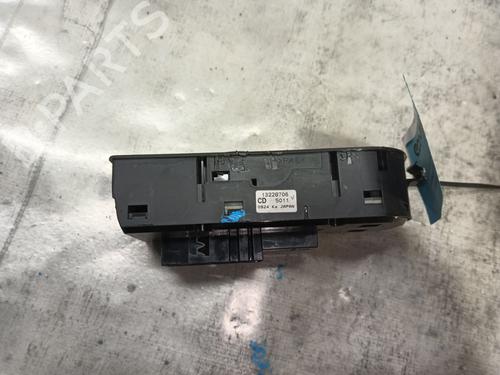 Left front window switch OPEL ASTRA H (A04)  | BP17143322I27 