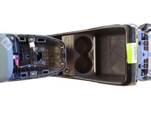 Armrest / Center console BMW X1 (U11) sDrive 20 d Mild-Hybrid | BP40128638I20 - Image 4