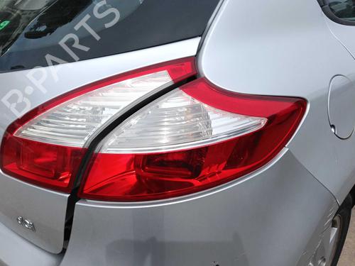 Used Right taillight Right taillight RENAULT MEGANE III Hatchback (BZ0/1_, B3_) 1.5 dCi (BZ09, BZ0D, BZ1W, BZ29, BZ14) (110 hp) 39977325 39977325