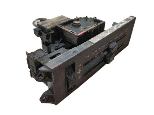 Used Climate control Climate control 37757910 37757910