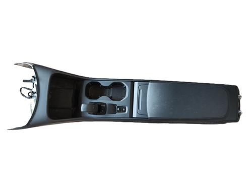 Used Armrest / Center console VOLVO XC40 (536) B3 Mild-Hybrid (163 hp) 29977110