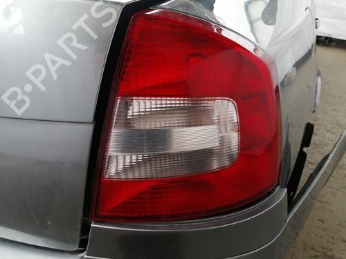 Right taillight SKODA OCTAVIA II (1Z3) 1.6 TDI | BP16145731C35 