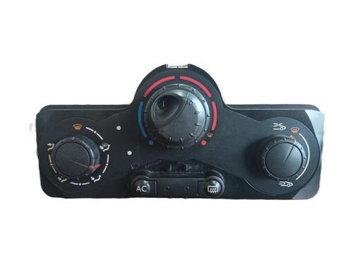 AC Styreenhet / Manøvreringsenhet RENAULT CLIO III (BR0/1, CR0/1) 1.5 dCi (BR17, CR17) (86 hp) 29248497