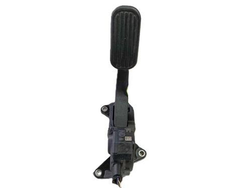 pedal-toyota-c-hr-_x1_-2016-36412005 main image