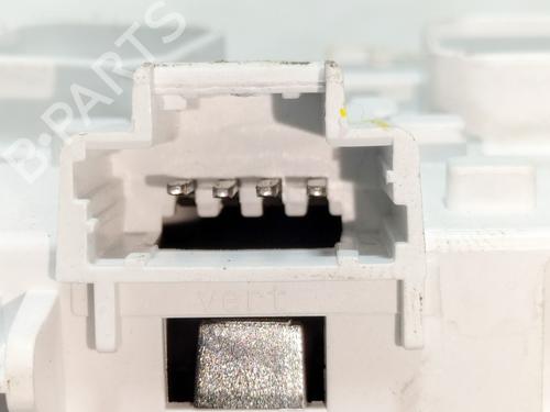 Interior roof light PEUGEOT 3008 II SUV (MC_, MR_, MJ_, M4_) 1.6 THP 165 (M45GYW, M45GZW, M45GYV) | BP7407845I8