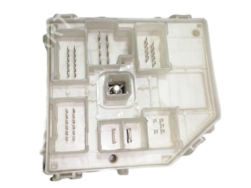 Fuse box TOYOTA RAV 4 II (_A2_)  | BP10560761E1 