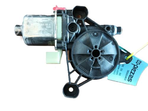 Moteur de lève-vitre avant gauche VW GOLF VIII (CD1, DA1) 1.5 eTSI (116 hp) 30657318