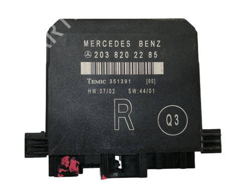 Comfort control module MERCEDES-BENZ C-CLASS (W203) C 200 Kompressor (203.042) | BP10522611M56 