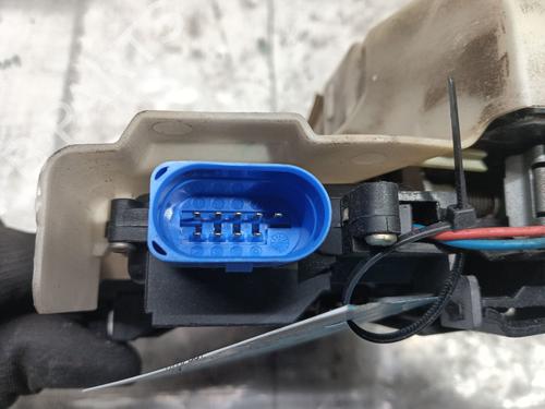 Front left lock VW GOLF V (1K1) 2.0 TDI | BP19732869C98 