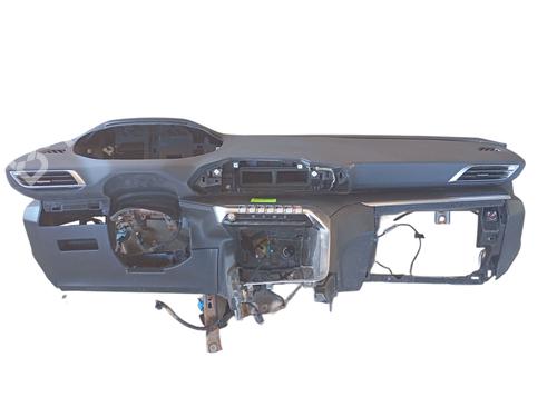 Used Dashboard PEUGEOT 3008 II SUV (MC_, MR_, MJ_, M4_) 1.5 BlueHDi 130 (131 hp) 33182239
