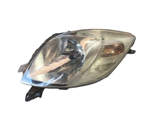 Used Left headlight Left headlight TOYOTA YARIS (_P9_) 1.3 VVT-i (SCP90_, SCP90R) (87 hp) 33758117 33758117