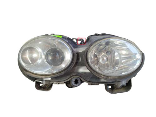 Used Right headlight Right headlight JAGUAR X-TYPE I (X400) 2.2 D (155 hp) 40097447 40097447