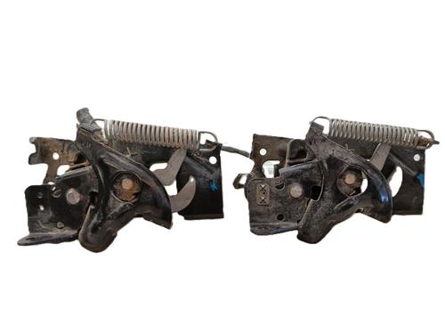 Used Hood lock BMW 3 (F30, F80) 318 d (150 hp) 29279484