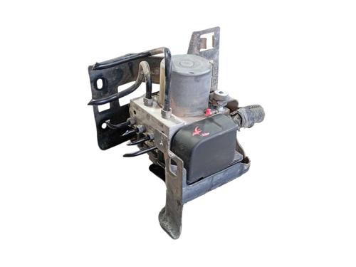 Used ABS pump ABS pump PEUGEOT 5008 (0U_, 0E_) 2.0 HDi 150 / BlueHDi 150 (150 hp) 39399583 39399583