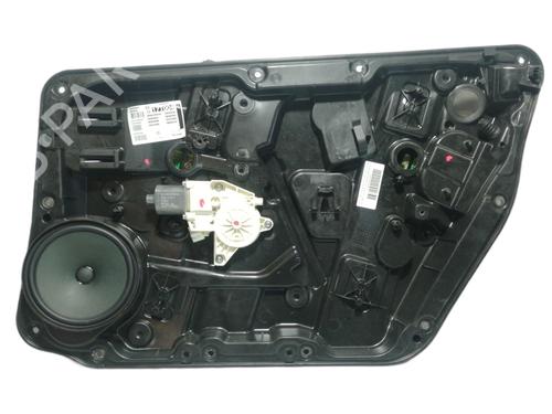 Rudehejsemekanisme Højre foran MERCEDES-BENZ GLA-CLASS (X156) GLA 180 (156.942) (122 hp) 13057746