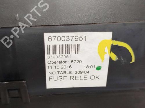 Fuse box MASERATI LEVANTE SUV (M161) 3.0 D Q4 | BP40296273E1 - Image 2