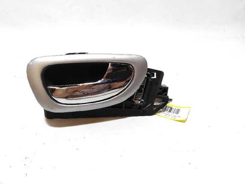 Used Front right interior door handle PEUGEOT 307 Break (3E) 2.0 HDI 110 (107 hp) 5868166