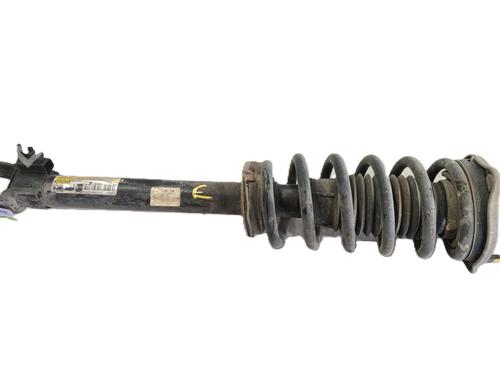 Used Left front shock absorber Left front shock absorber MERCEDES-BENZ C-CLASS (W205) C 180 BlueTEC / d (205.036) (116 hp) 40097270 40097270