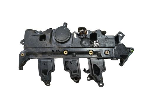 Used Valve cover RENAULT MASTER III Platform/Chassis (EV, HV, UV) 2.3 dCi 165 RWD (HV0P, HV0U, HV10, HV12, UV0P, UV0U,... (163 hp) 31331412