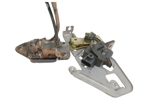 Tailgate lock JEEP GRAND CHEROKEE II (WJ, WG) 2.7 CRD Laredo | BP9583088C101 