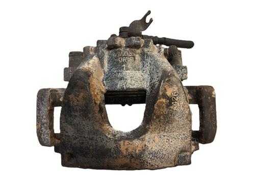 Used Left front brake caliper JAGUAR E-PACE (X540) 2.0 D180 AWD (179 hp) 31852551