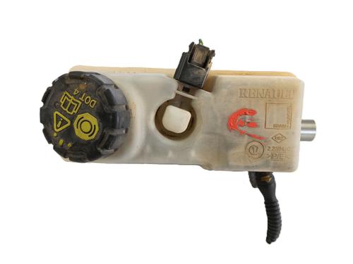 Used Brake master cylinder DACIA DOKKER Box Body/MPV [2012-2021]  32730038
