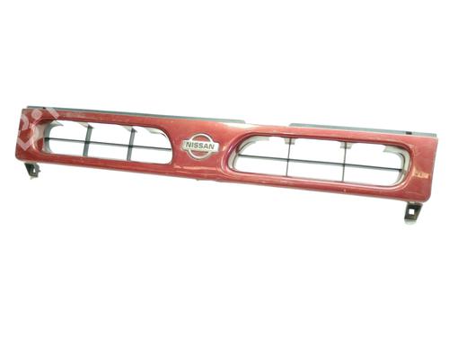 Used Grille NISSAN TERRANO II (R20) [1992-2007]  5380685