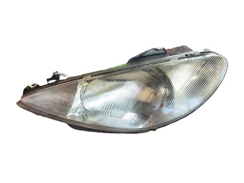 Faro izquierdo PEUGEOT 206 Hatchback (2A/C) 1.9 D (69 hp) 29239223